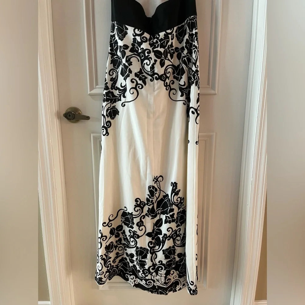 White House Black Market Dress - Picture 5 of 15